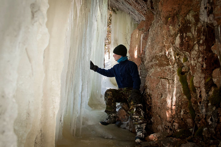 Repovesi02 luola.jpg